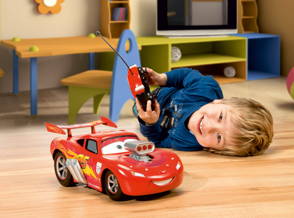 SIMBA DICKIE GROUP – Ultimate Lightning McQueen 